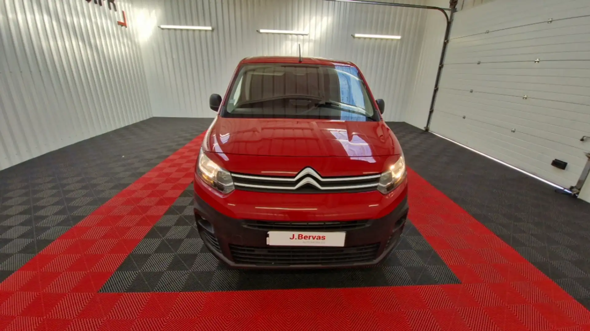 Citroen Berlingo BlueHDi 75 BVM Club M Rouge - 2