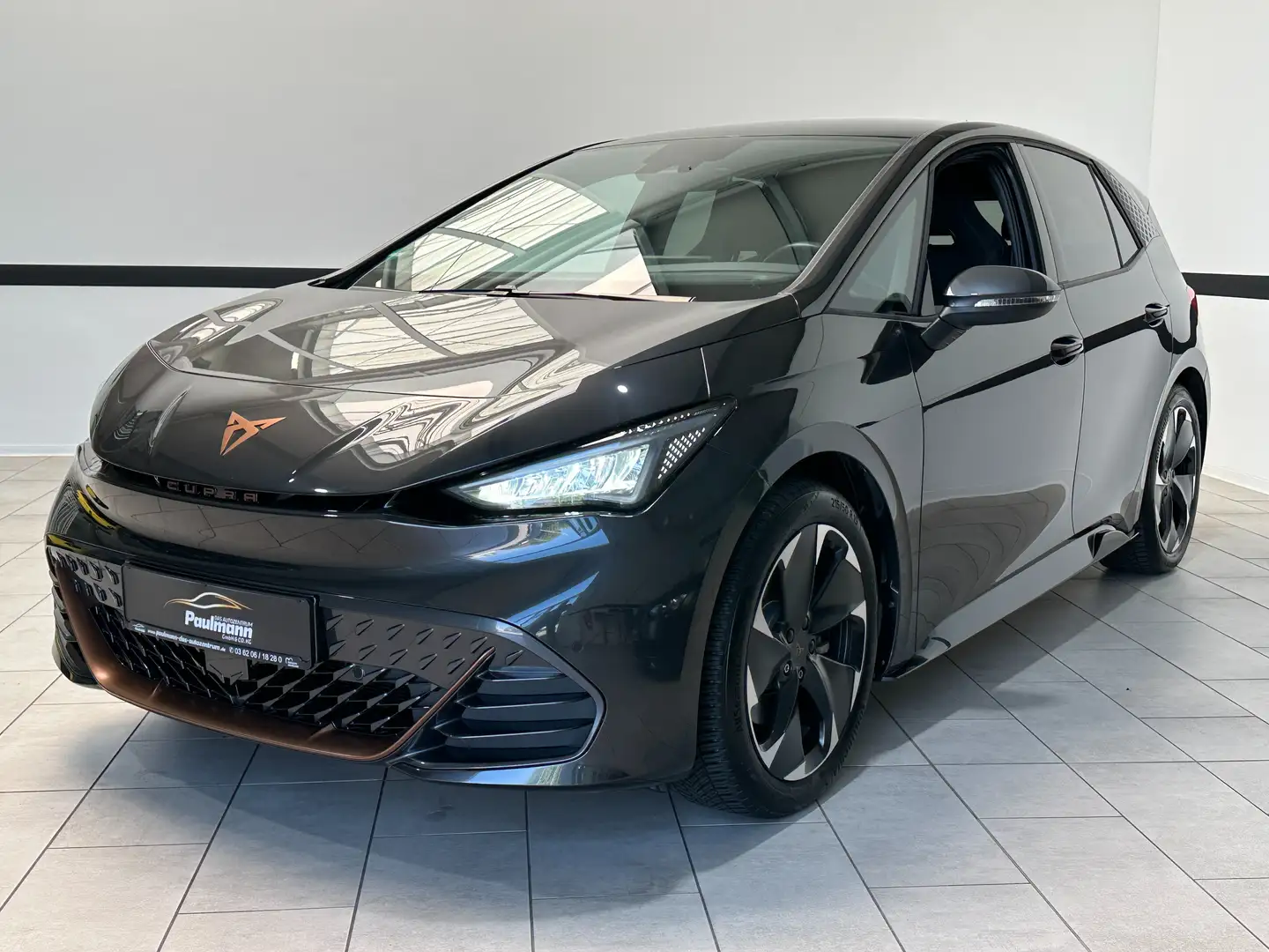 CUPRA Born 150kW/58kWh Navi*HUD*Voll-LED*19Zoll*1.Hand* Grau - 1