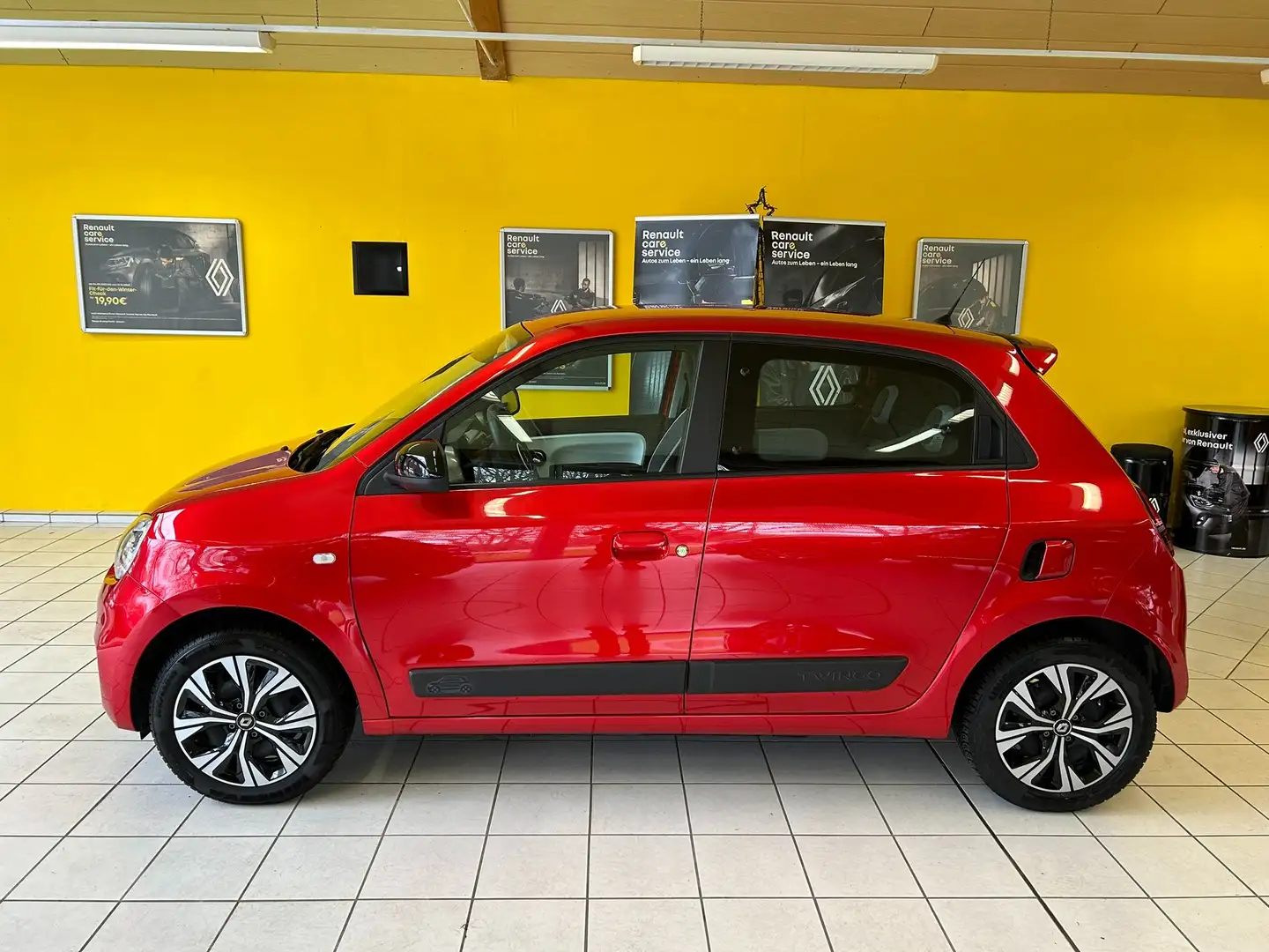 Renault Twingo Zen SCe 65, Klimaanlage, Einparkhilfe, Rot - 2