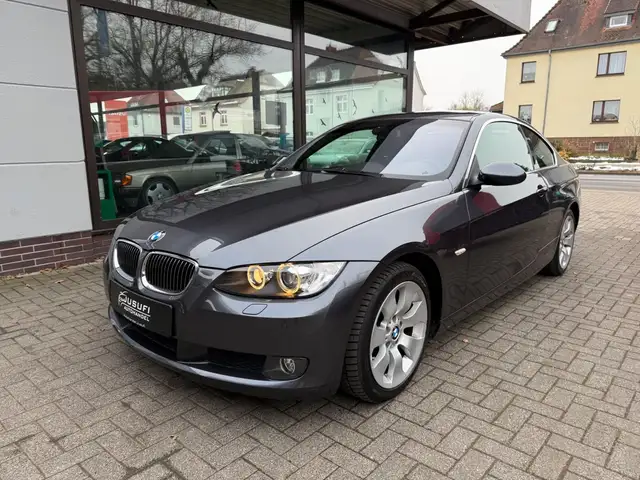 BMW 330 i xDrive Coupe Sport /Xenon/