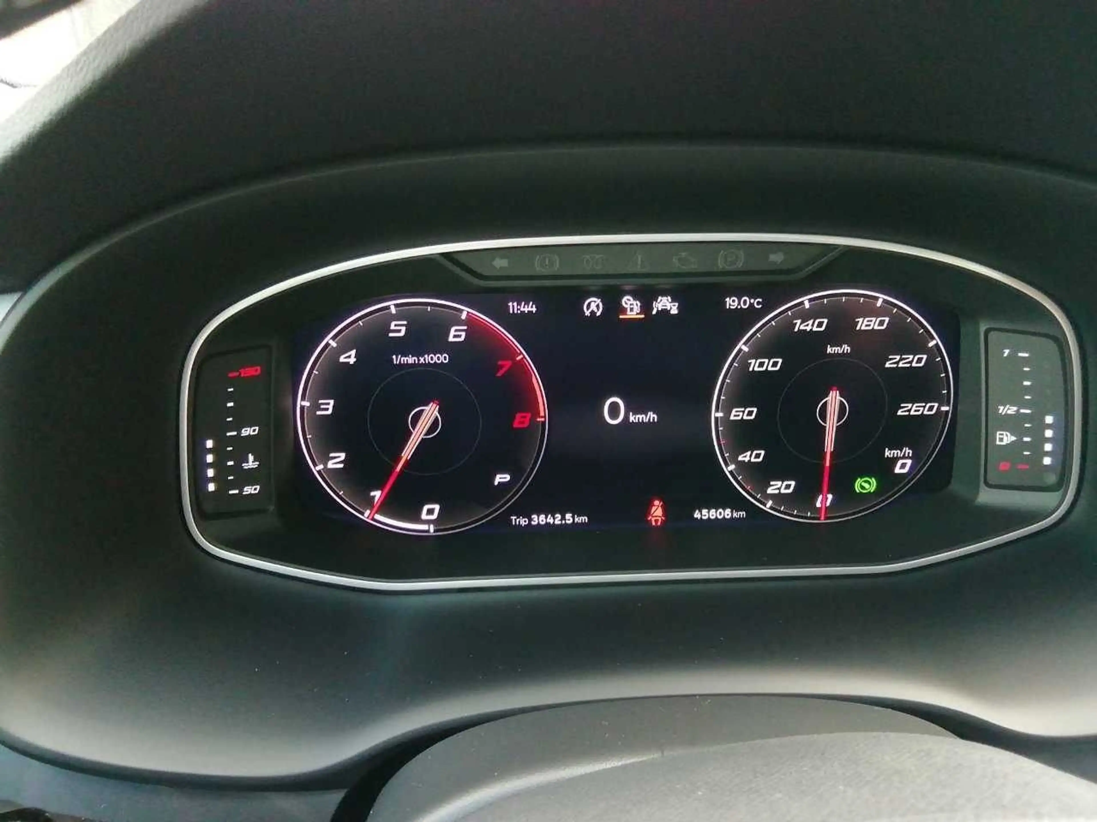 SEAT Ateca 1.5 TSI ACT Style Virtual AHK ACC BLIS LED — photo 10