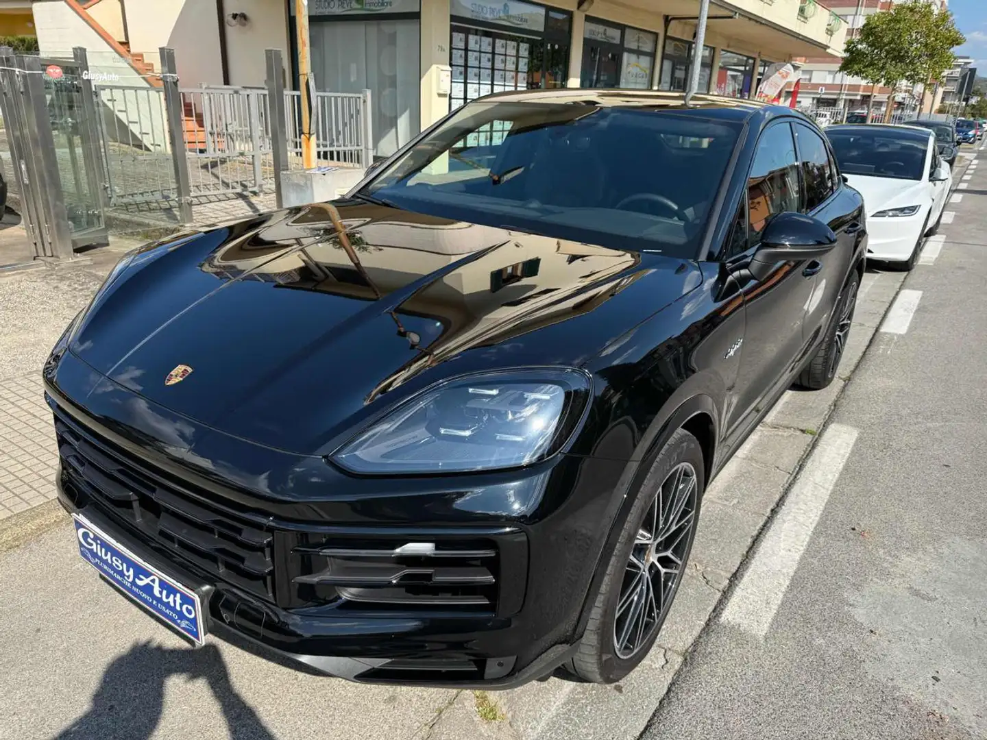 Porsche Cayenne Coupé 3.0 V6 Schwarz - 1