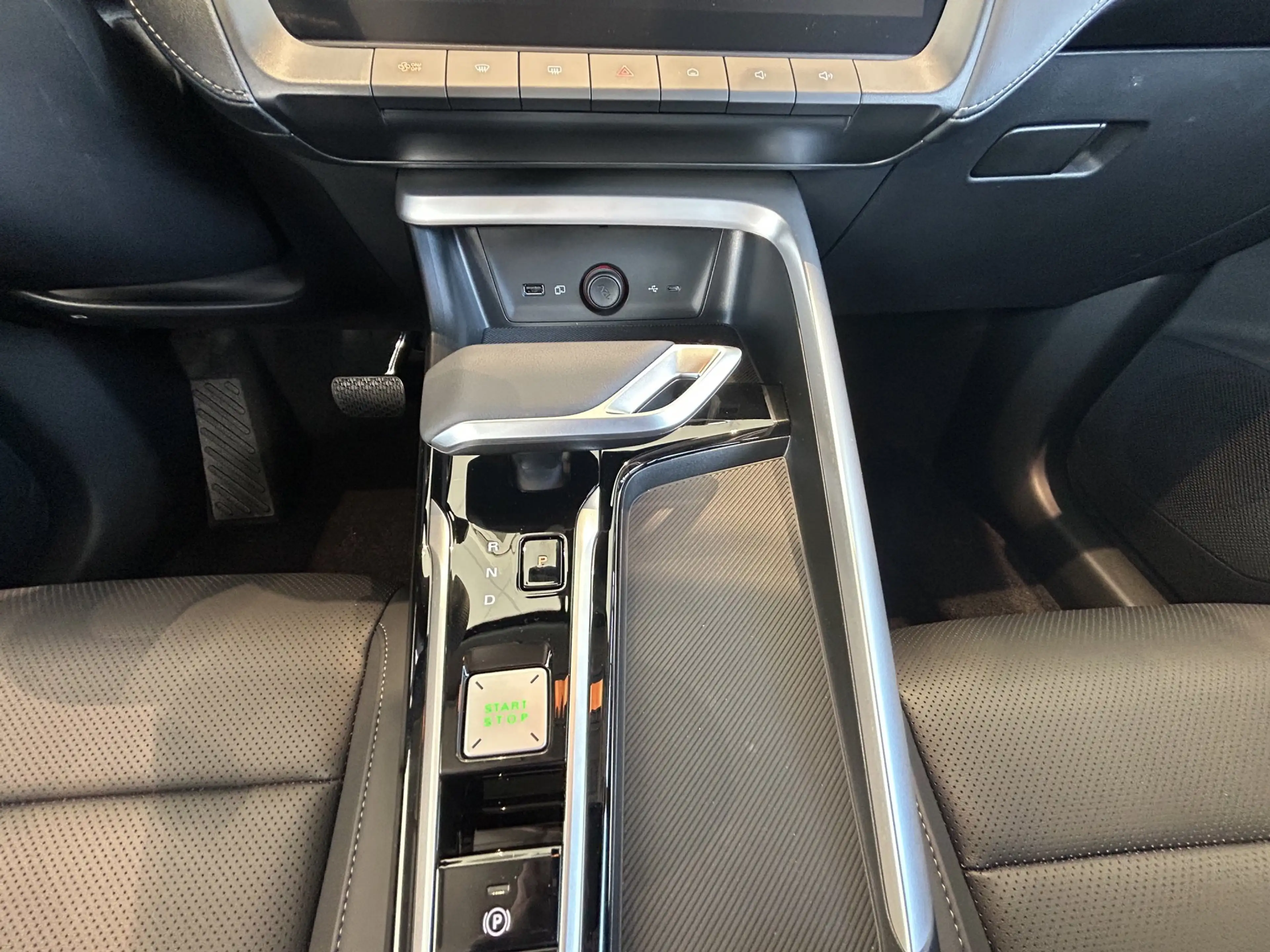 MG ZS Luxury 1.5 Hybrid+ Aut. | LED | ACC | GJR | RFK | — photo 12