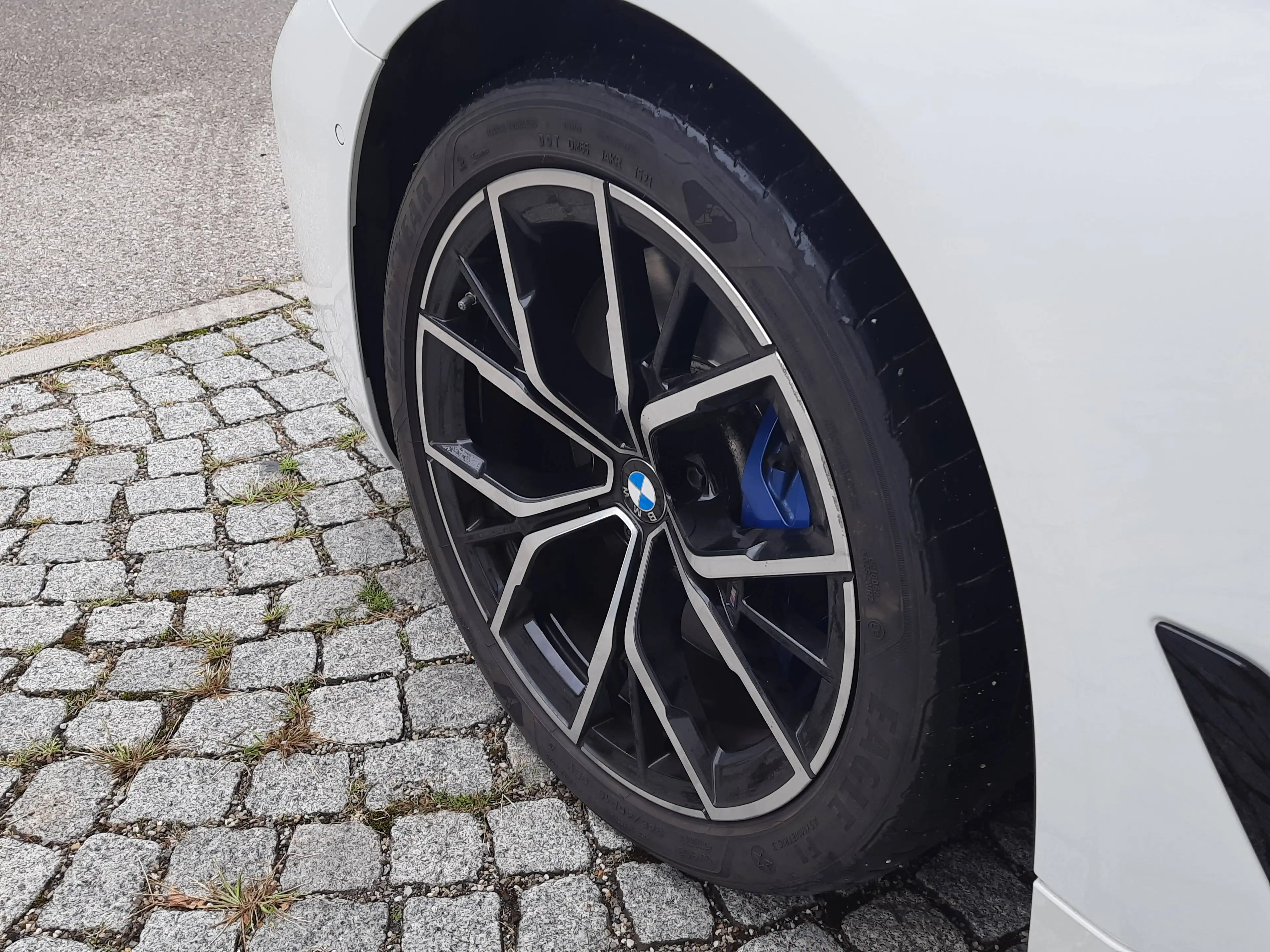 BMW 540 540d xD Limo/3xM-Sport/LED/360°/LiveC/AhK/StdH — photo 10