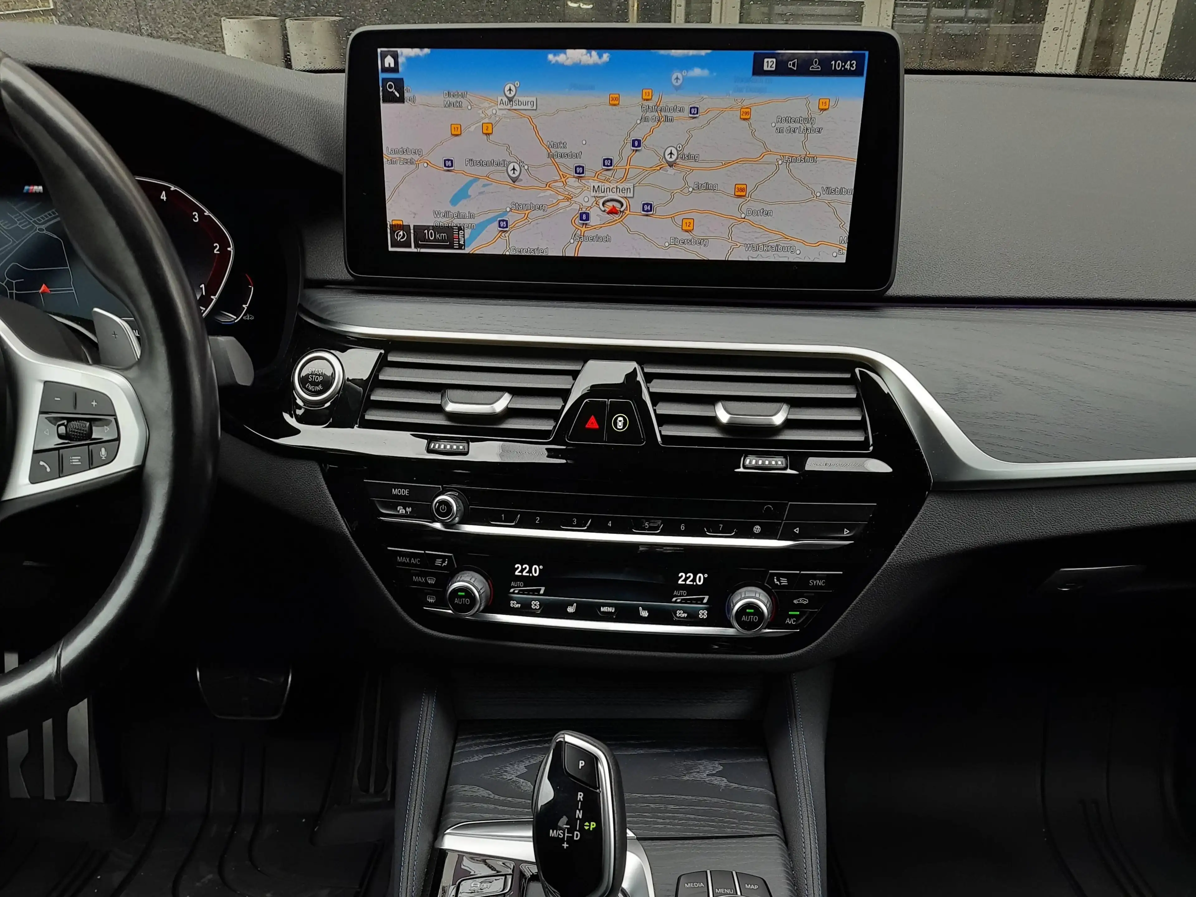 BMW 540 540d xD Limo/3xM-Sport/LED/360°/LiveC/AhK/StdH — photo 14