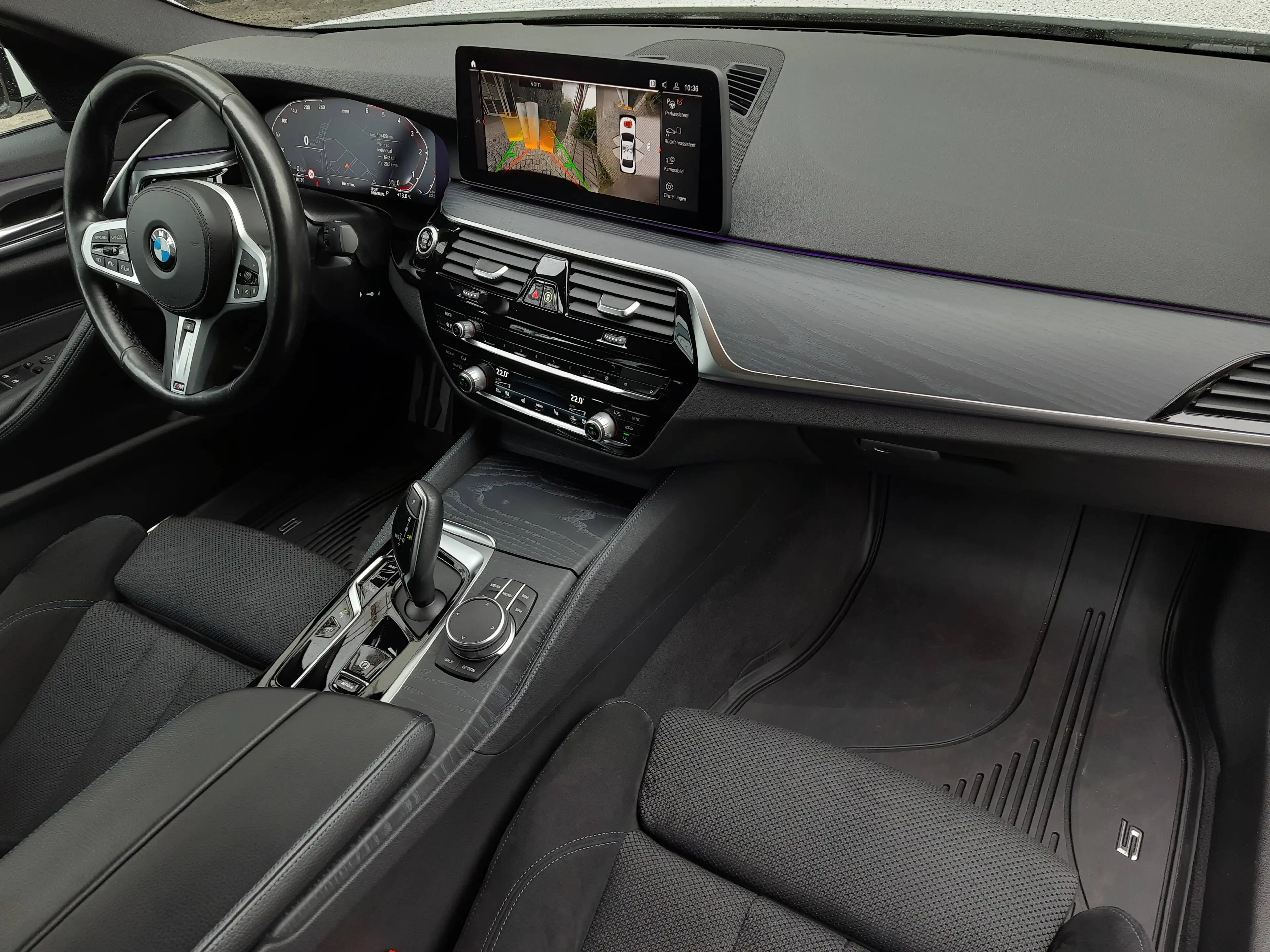 BMW 540 540d xD Limo/3xM-Sport/LED/360°/LiveC/AhK/StdH — photo 15