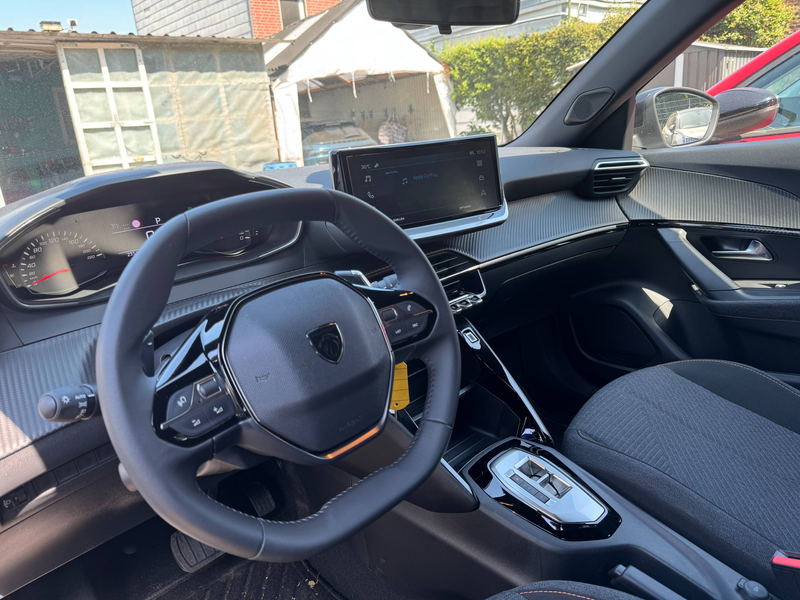 Peugeot 2008 2008 1,2i*Automatik*Apple Carplay*Klima* — photo 7