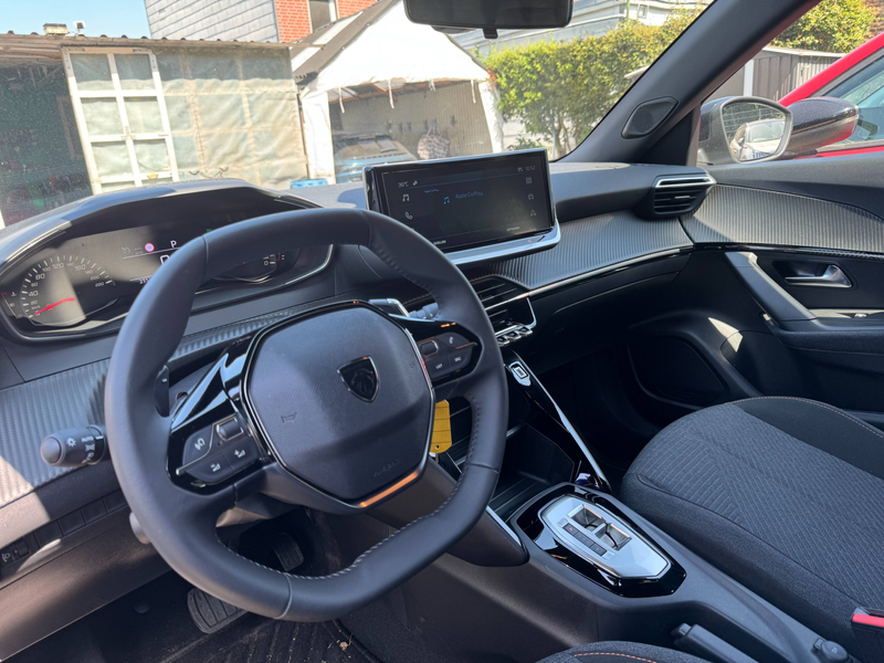 Peugeot 2008 2008 1,2i*Automatik*Apple Carplay*Klima* — photo 8