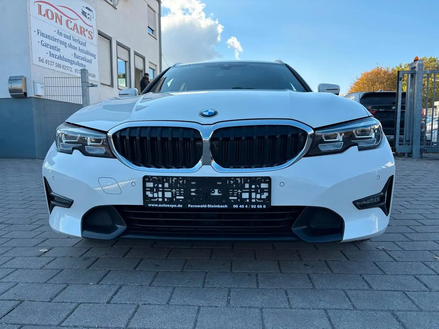BMW 320 *1-Hand*Leder*Kamera*Navi*Sport-Line*LED* Blanc - 2