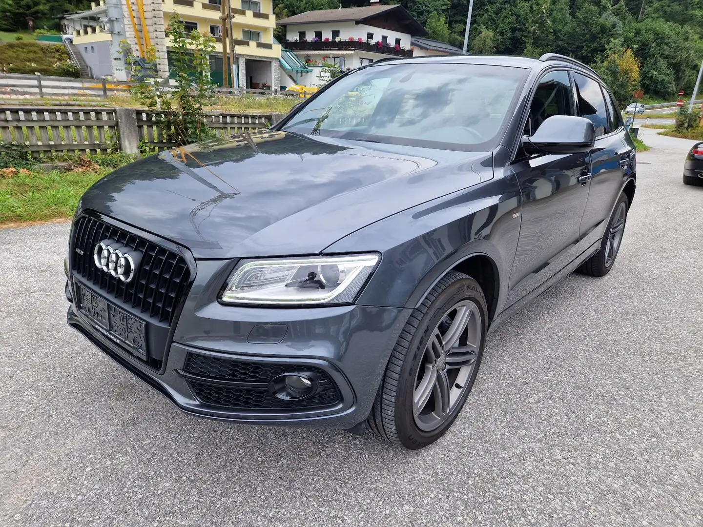 Audi Q5 3,0 TDI quattro clean Diesel Sport S-tronic - 1