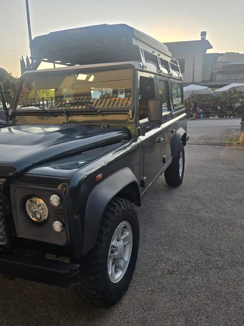 Land Rover Defender Defender VI 2007 110/130 110 2.4 td S SW - 2