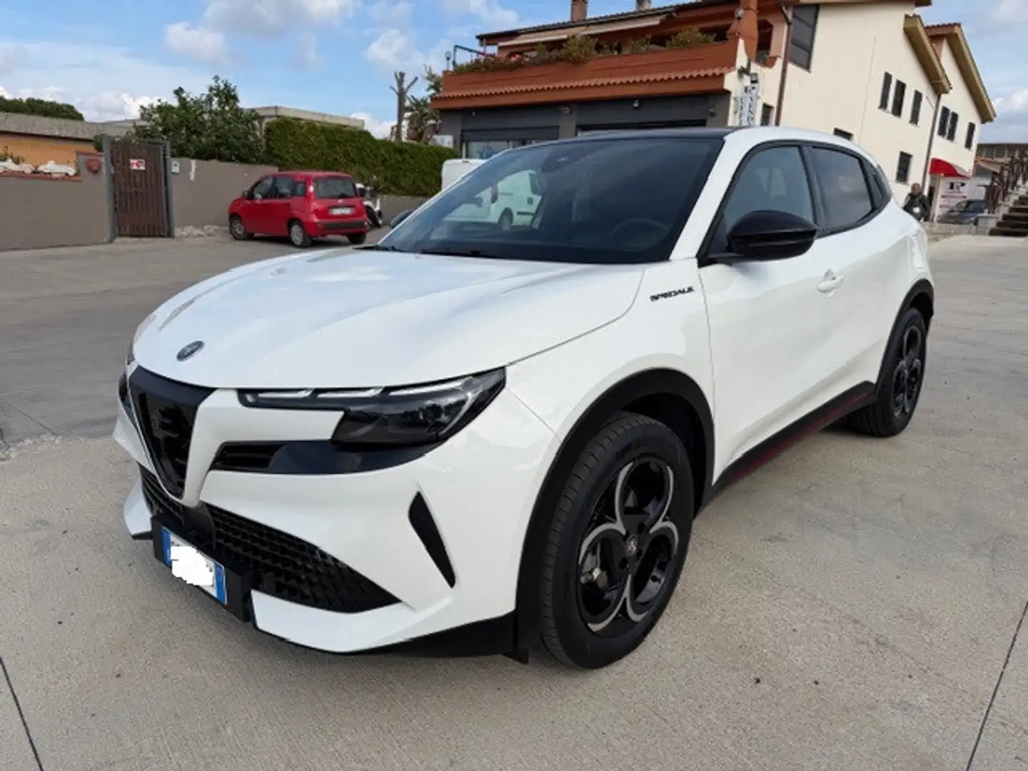 Alfa Romeo Junior Junior 1.2 136 CV Hybrid eDCT6 Speciale Bianco - 1