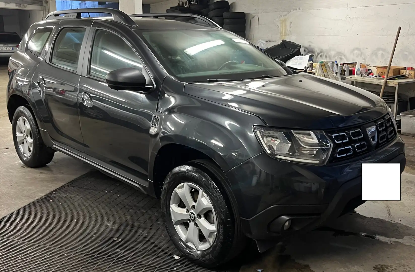 Dacia Duster 1.0 TCe 100 CV ECO-G 4x2 BENZINA/GPL Grigio - 1