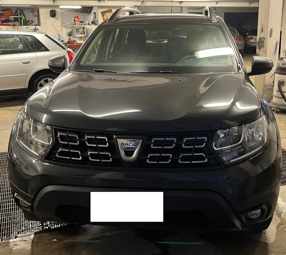 Dacia Duster 1.0 TCe 100 CV ECO-G 4x2 BENZINA/GPL Grigio - 2