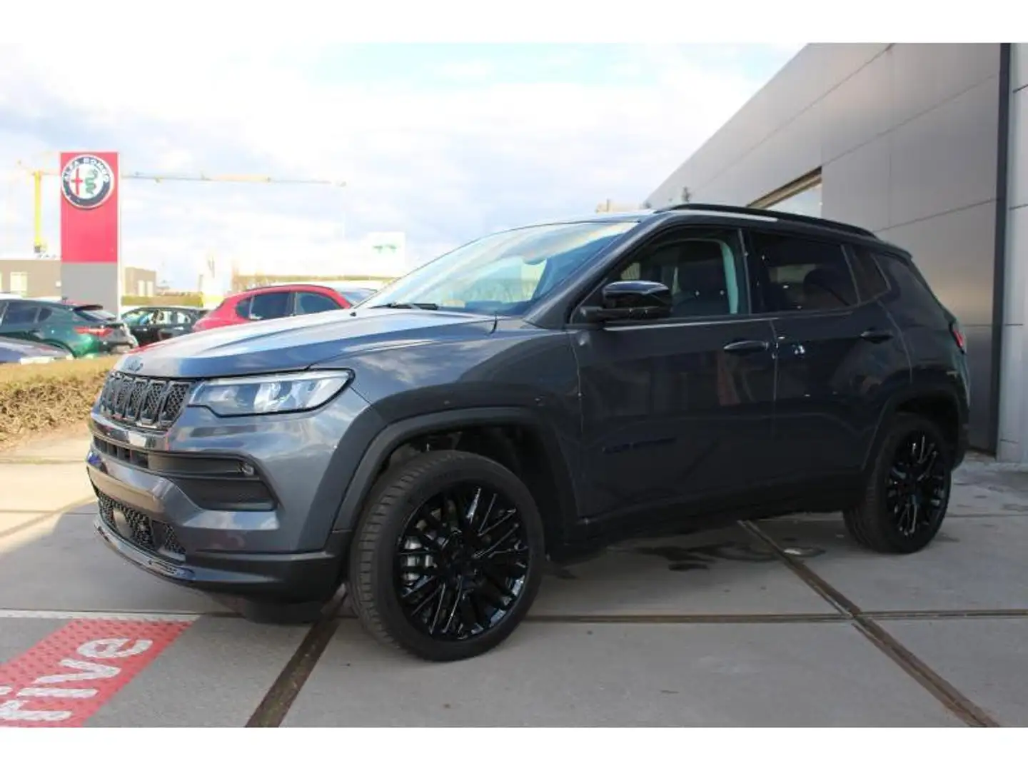 Jeep Compass Limited PHEV 190pk Grey - 1