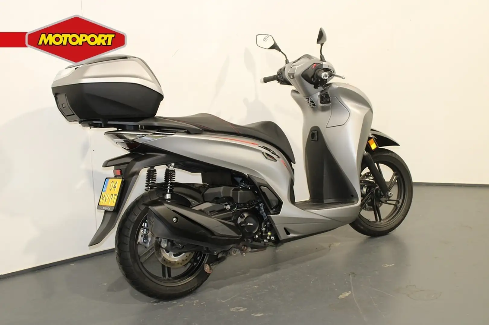Honda SH 350i Zwart - 2