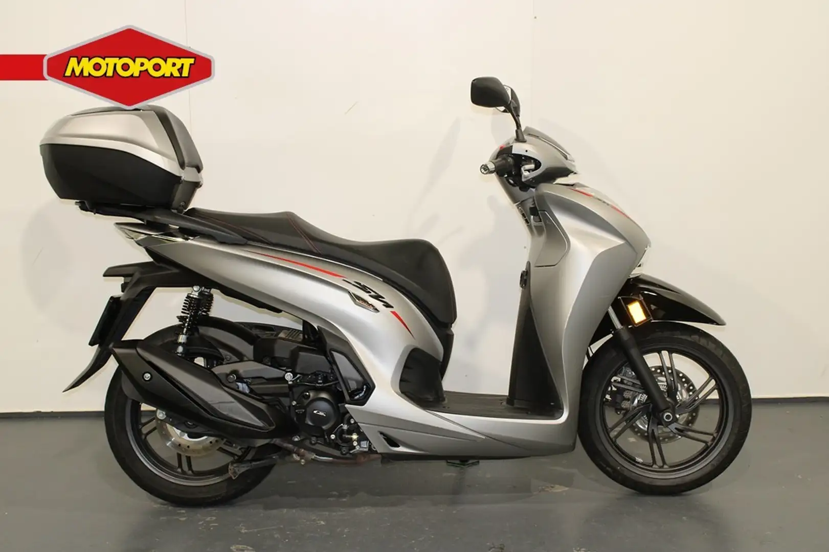 Honda SH 350i Zwart - 1