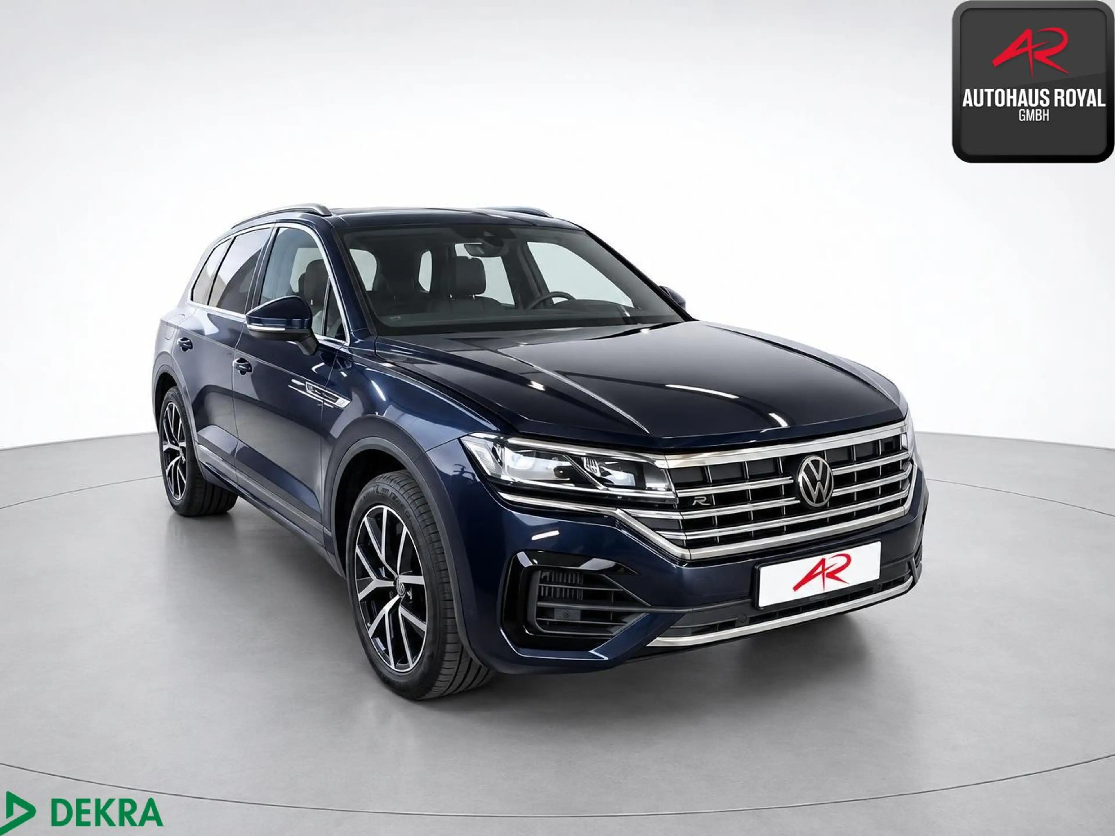 Volkswagen Touareg 3.0 TSI 4M R LINE DYNAUDIO,STANDHZ,360° — photo 4