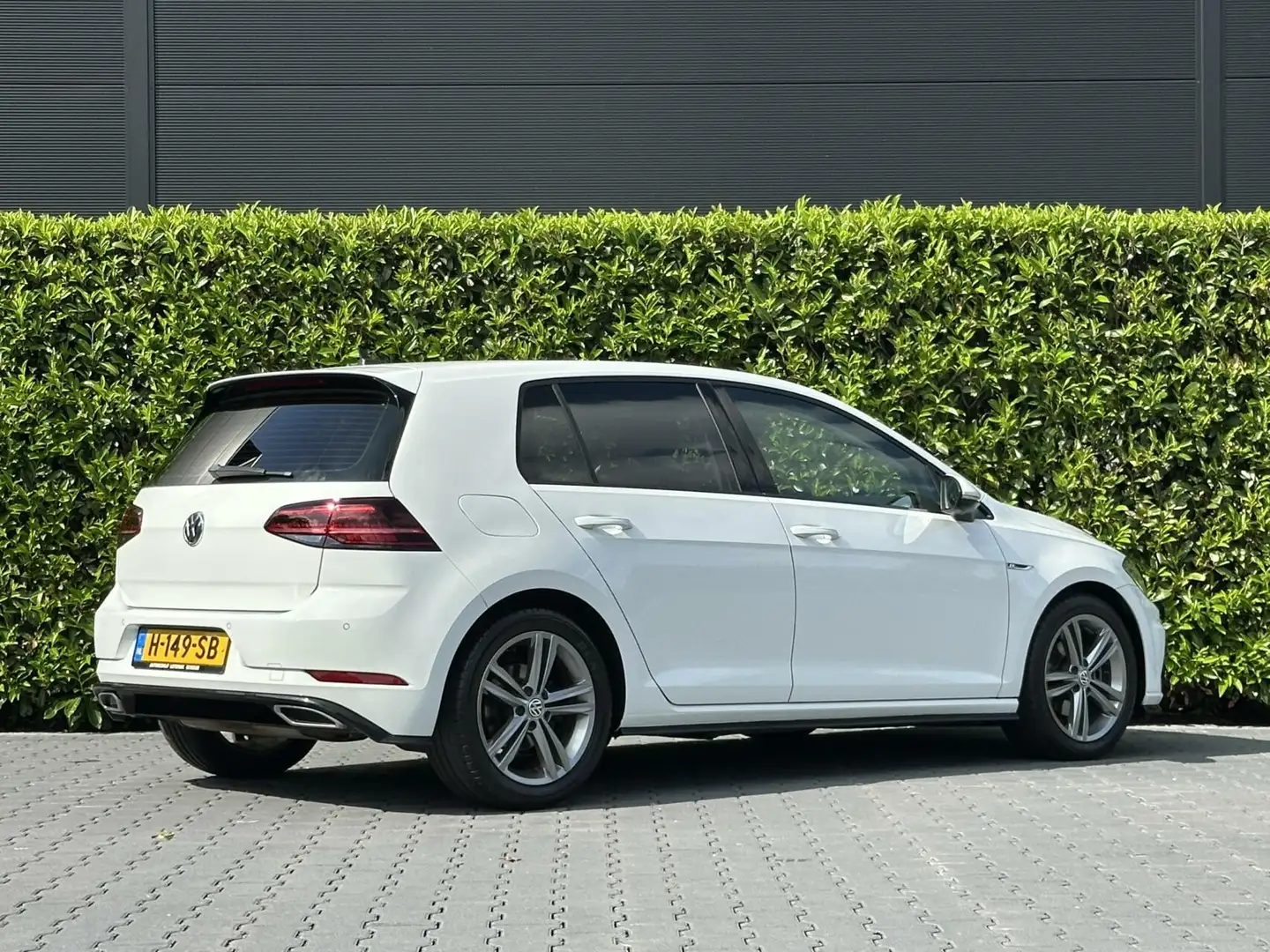 Volkswagen Golf 1.4 TSI Highline Business R, NAVI, R-LINE CRUISE, Blanco - 2