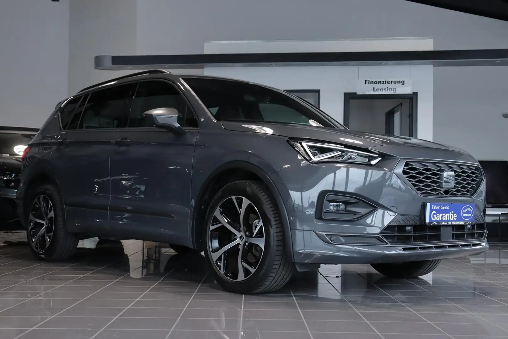 SEAT Tarraco 2.0 TDI FR Android*7-SITZER*KAMERA* Grau - 2