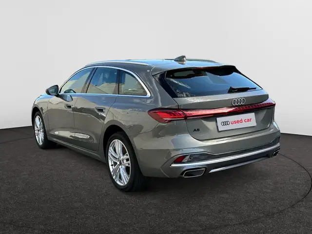 Audi A5 view 3