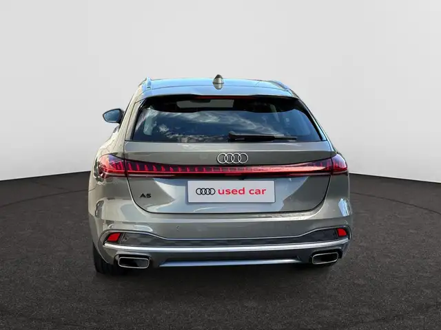 Audi A5 view 4