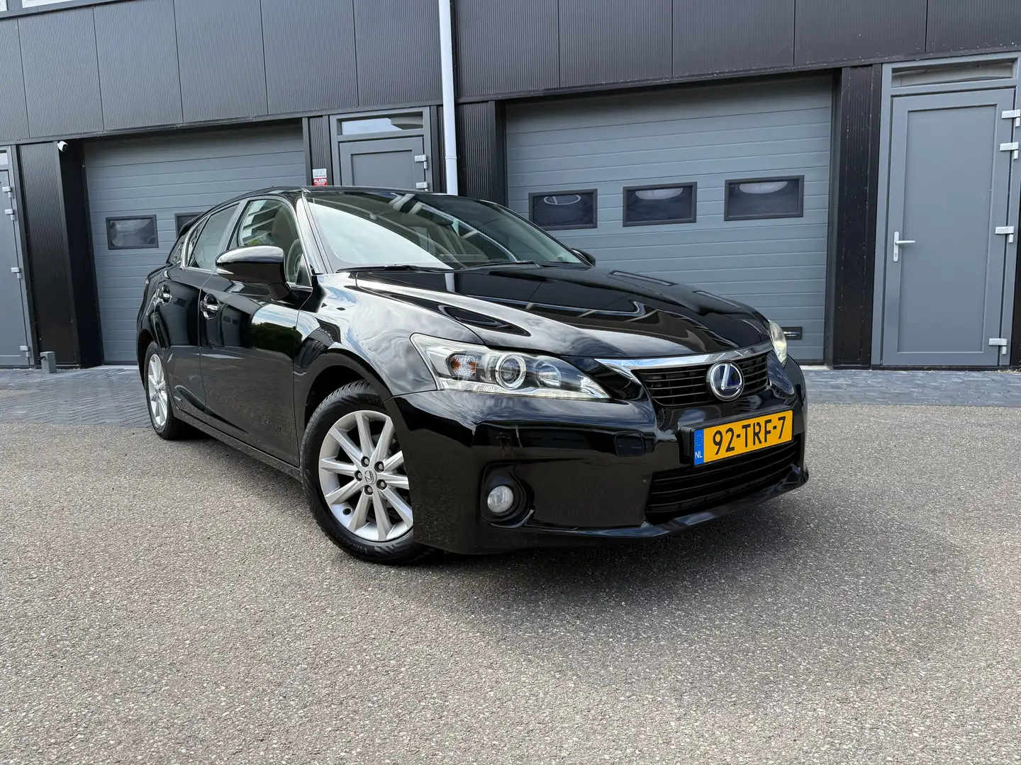 Lexus CT 200h 200h Business Line 12 mnd Gar. op Hybride Systeem Negro - 1