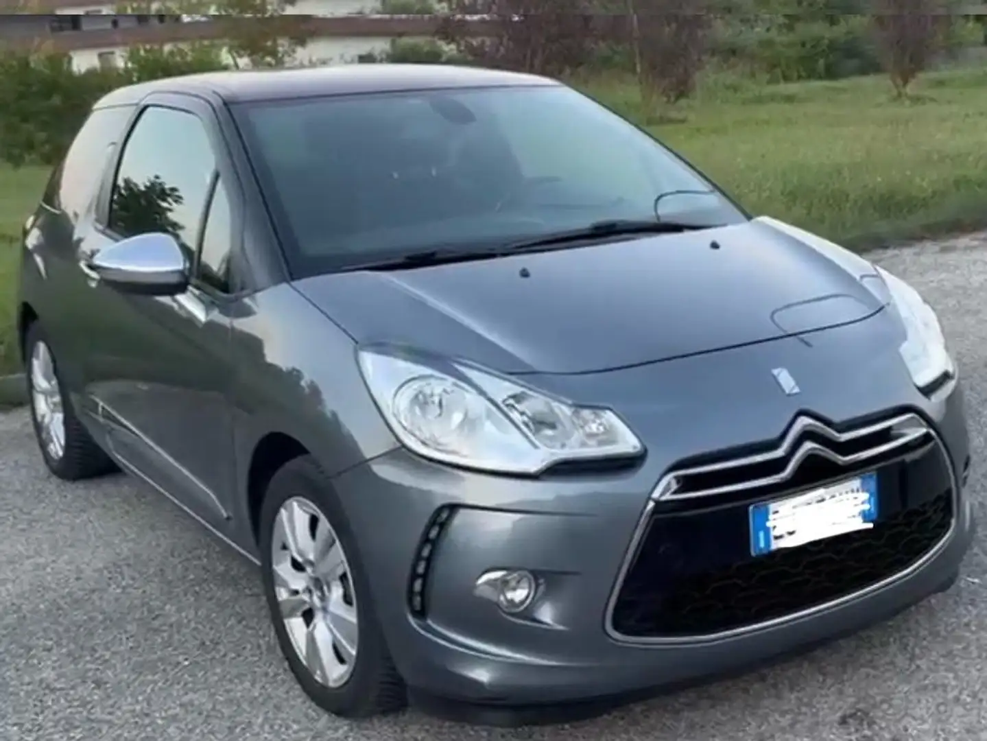 Citroen DS3 DS3 1.6 e-hdi (airdream) So Chic 90cv Grigio - 2