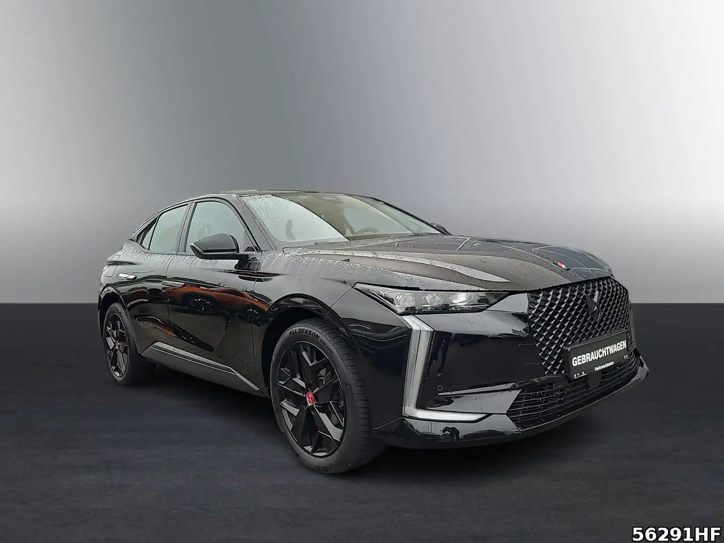 DS Automobiles DS 4 Performance Line Schwarz - 2
