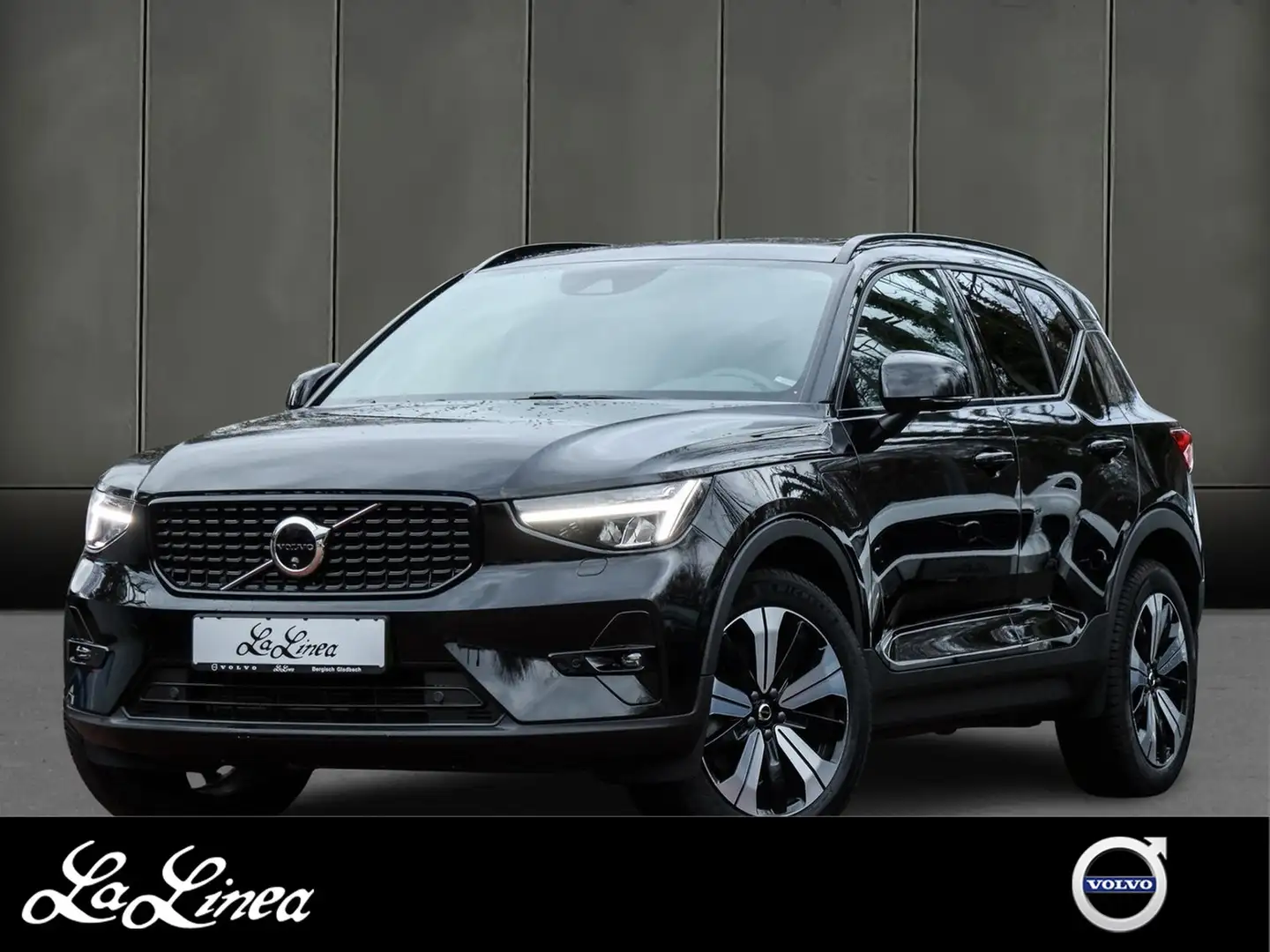 Volvo XC40 T4 Ultimate Dark Recharge Plug-In Hybrid 2WD Schwarz - 1