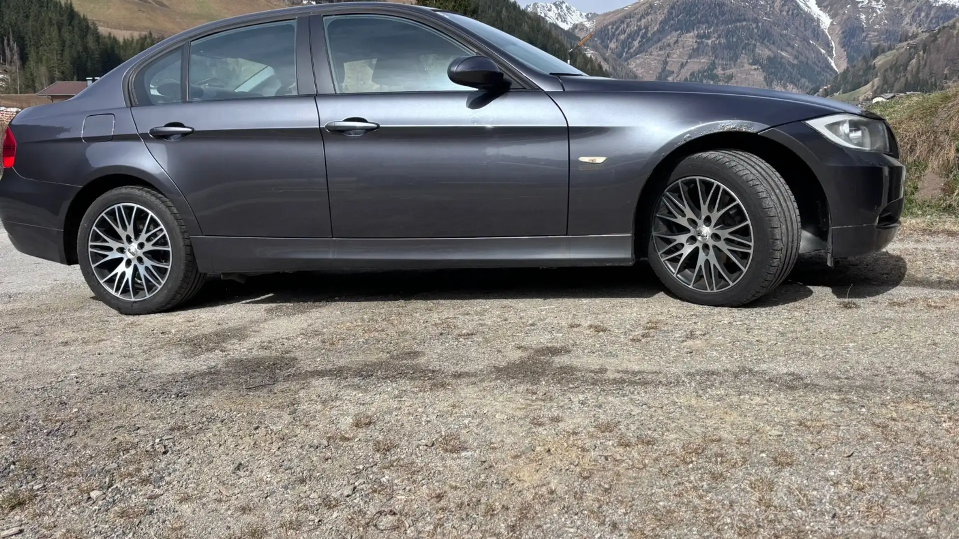 BMW 318 318d - 2