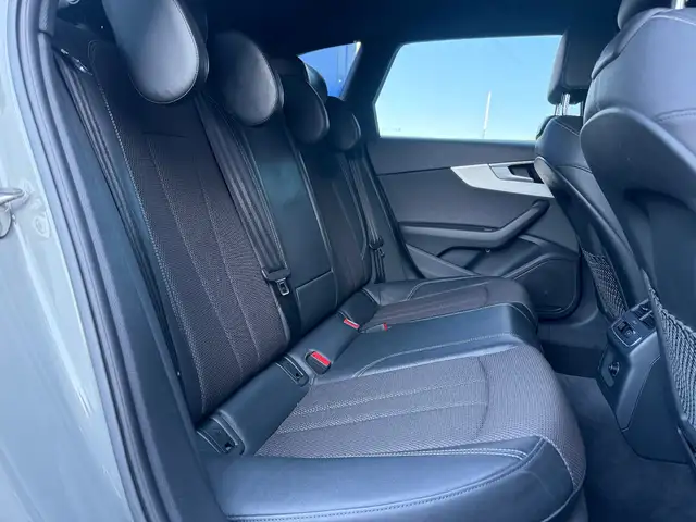 Audi A4 view 12
