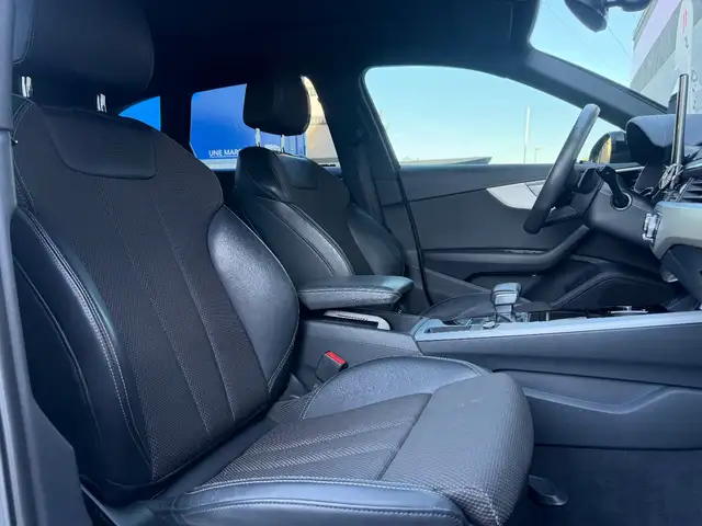 Audi A4 view 11