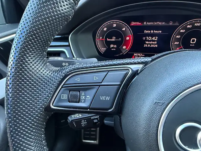 Audi A4 view 14