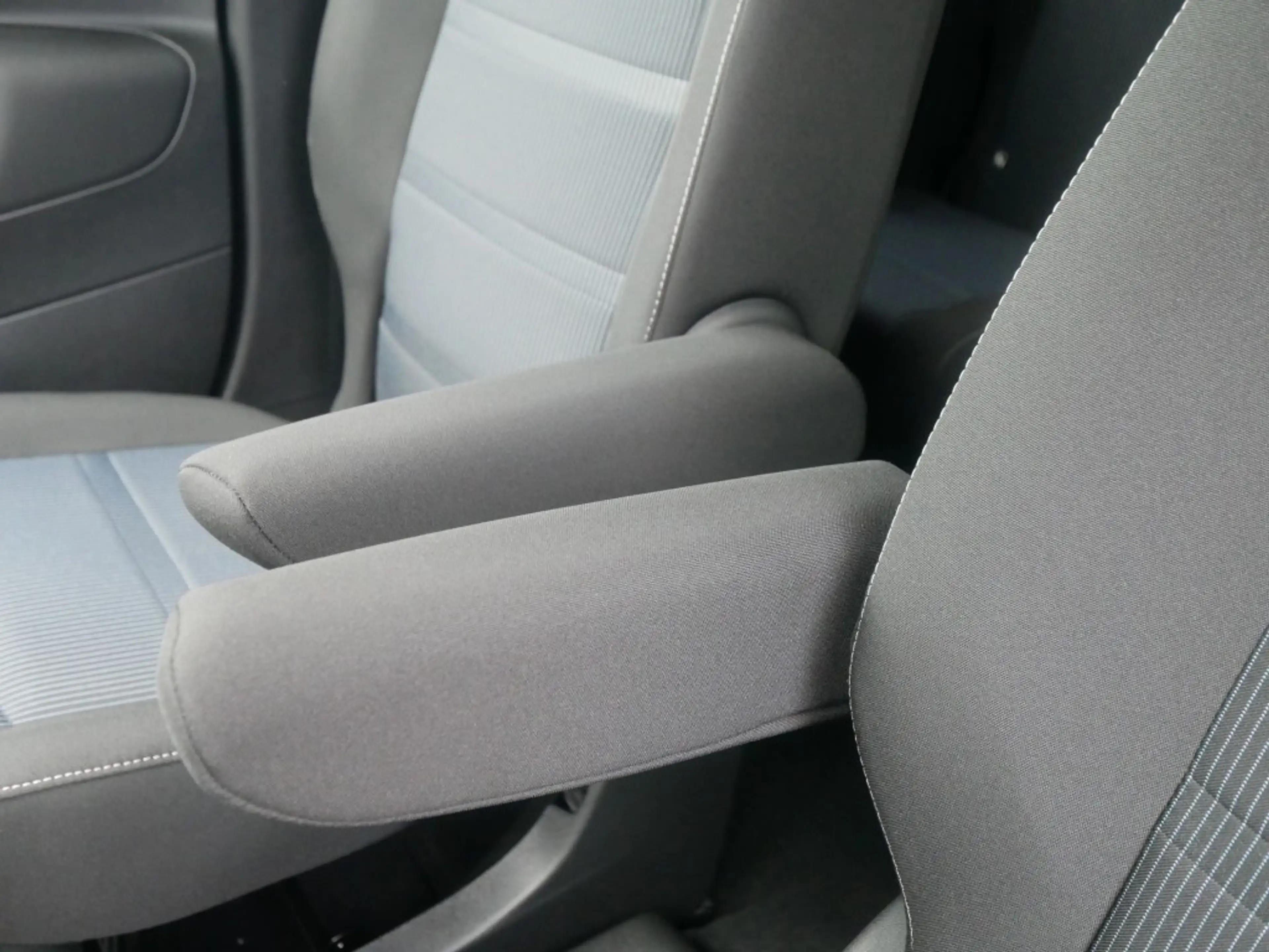 Fiat Doblo KOMBI N1 L2H1 1.5 BLUEHDI 130PS MT6 COMFORT TECHNO — photo 10