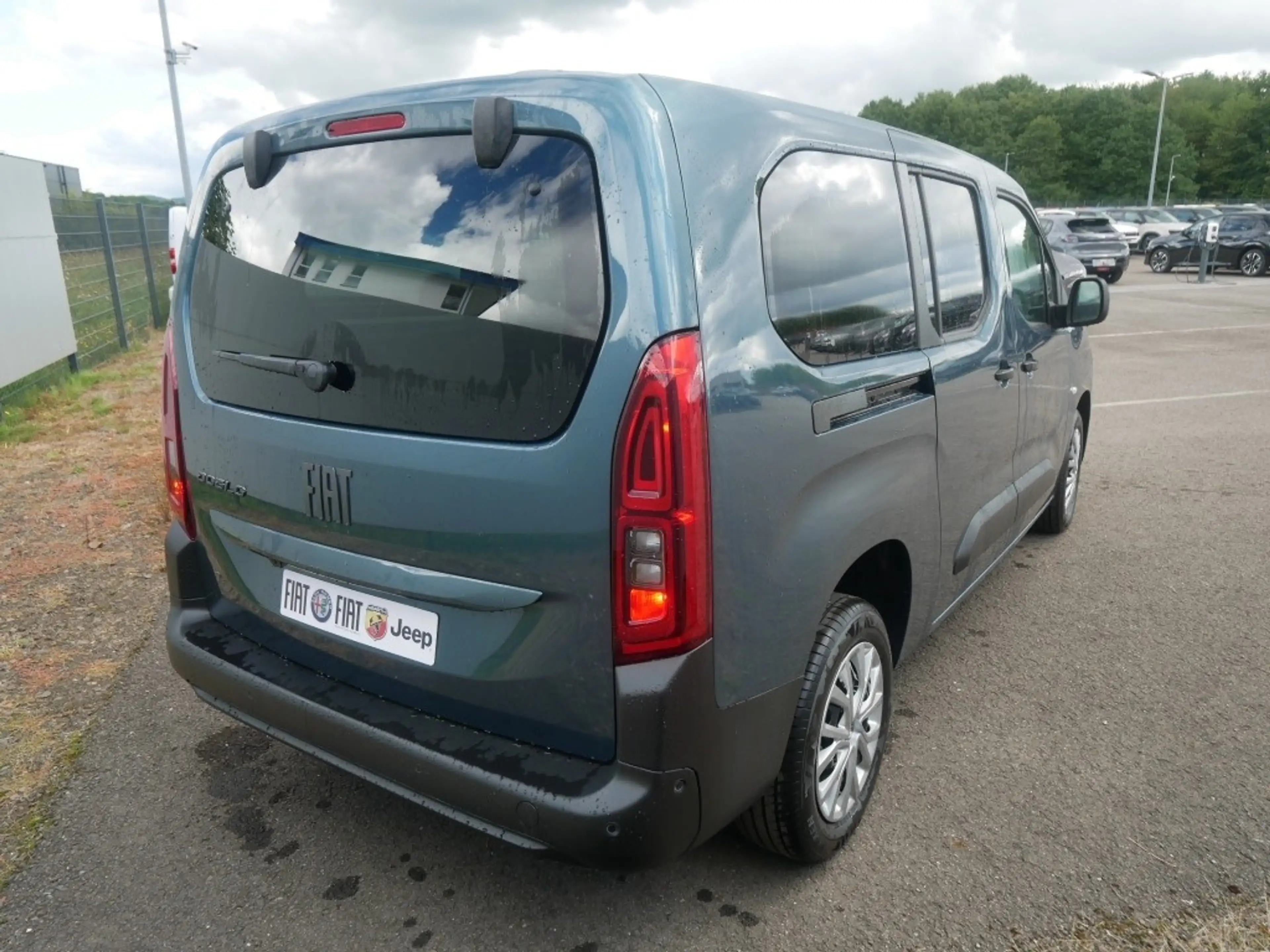 Fiat Doblo KOMBI N1 L2H1 1.5 BLUEHDI 130PS MT6 COMFORT TECHNO — photo 4