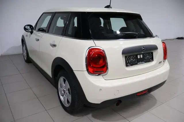 Mini One view 8