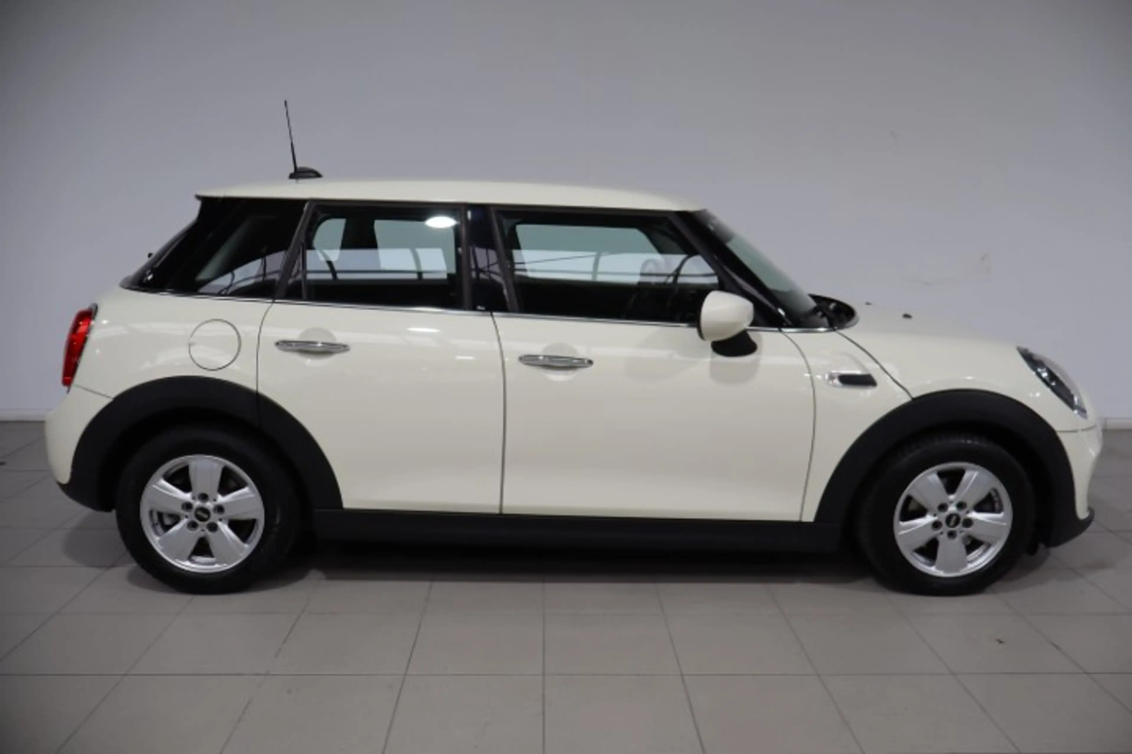 MINI One Mini 1.5A One — photo 4
