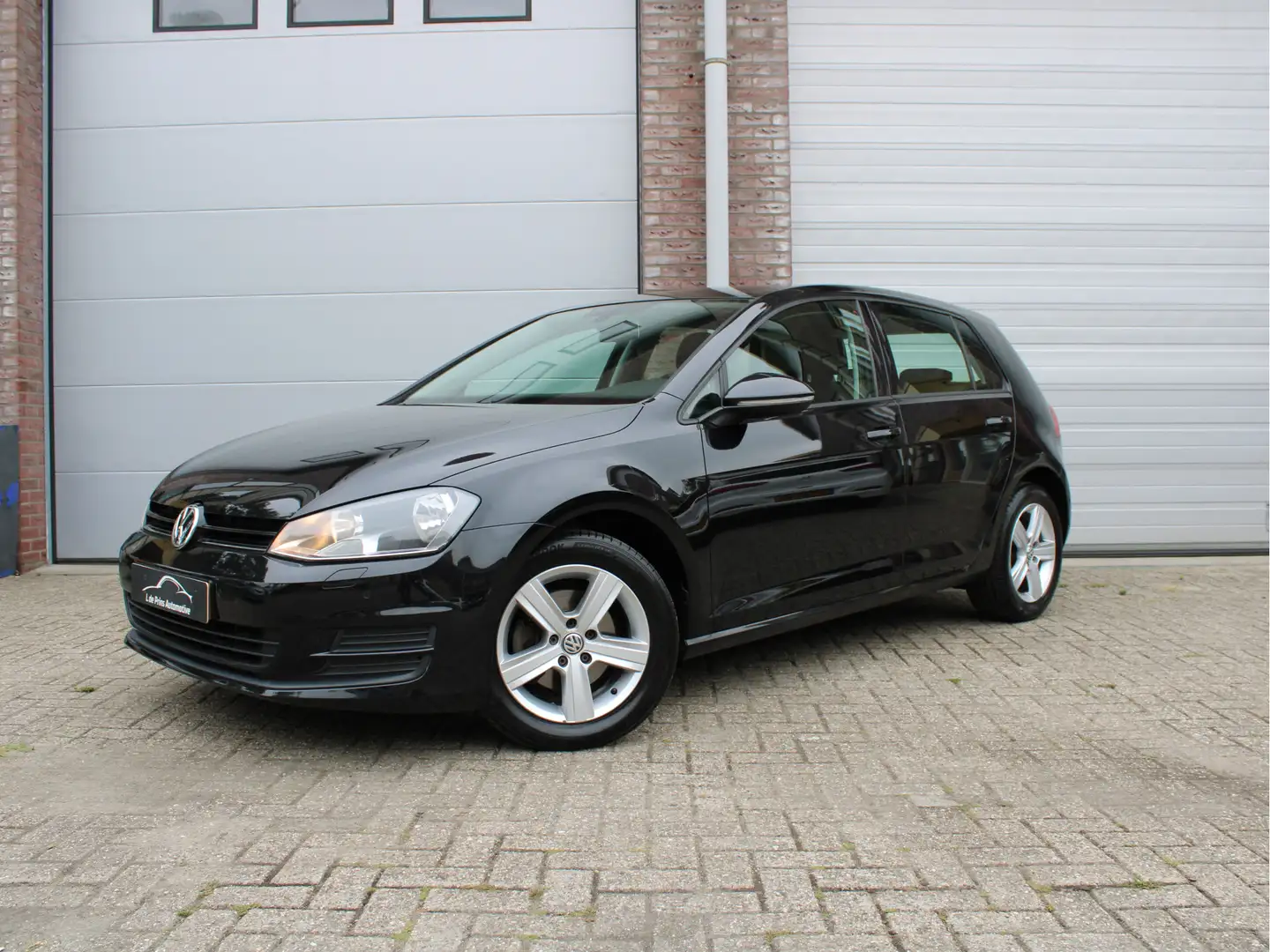 Volkswagen Golf 1.2 TSI Comfortline Noir - 1