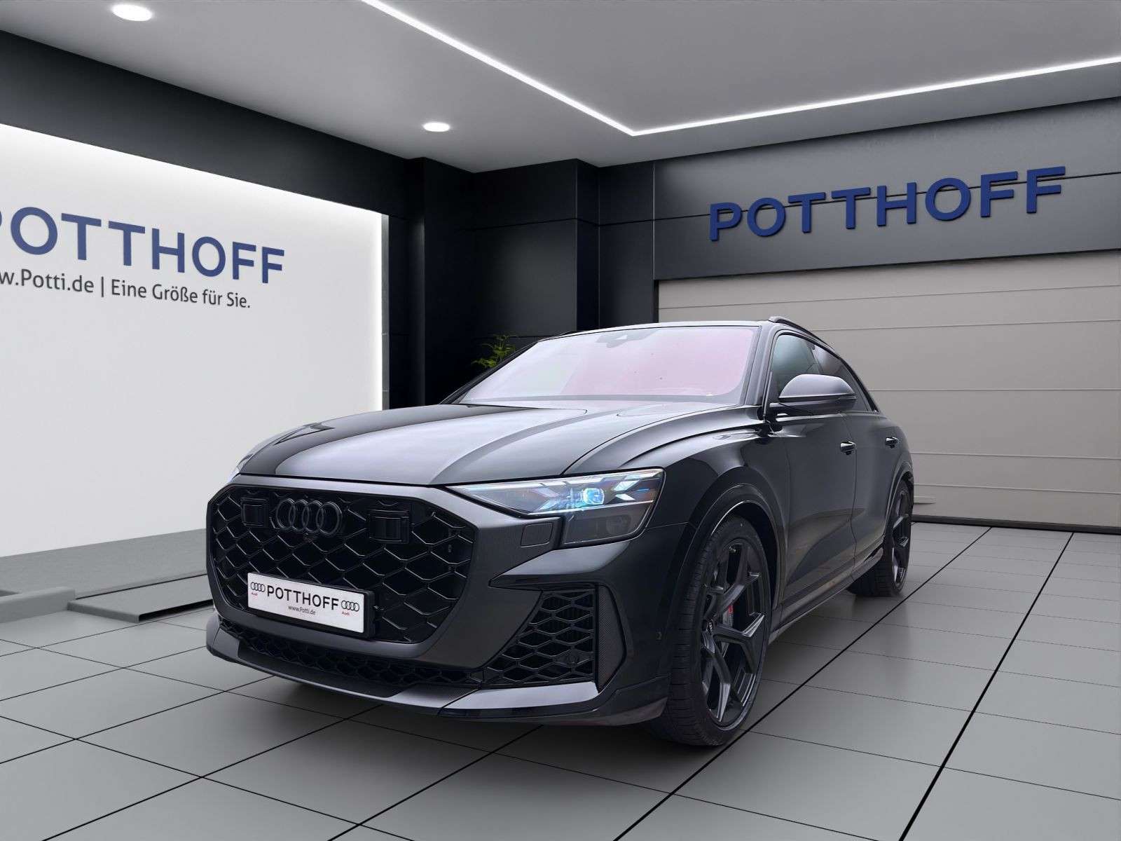 Second hand Audi Rsq8 