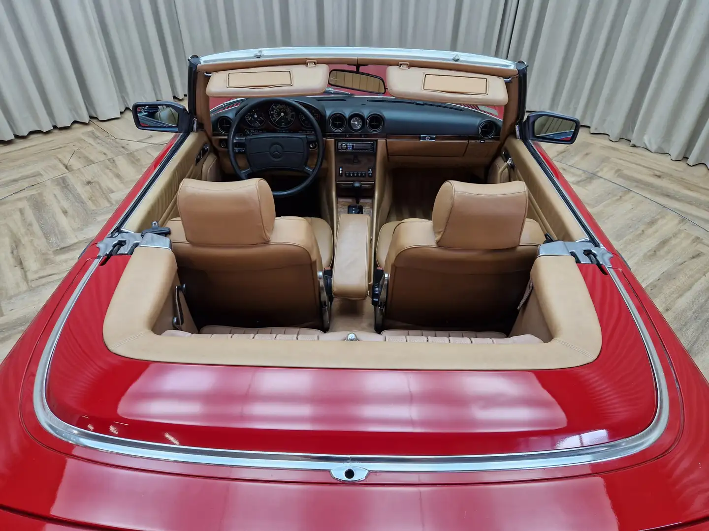 Mercedes-Benz SL 560 SL W107 Cabriolet  Perfect / FULL HISTORY / 1986 * Rood - 2