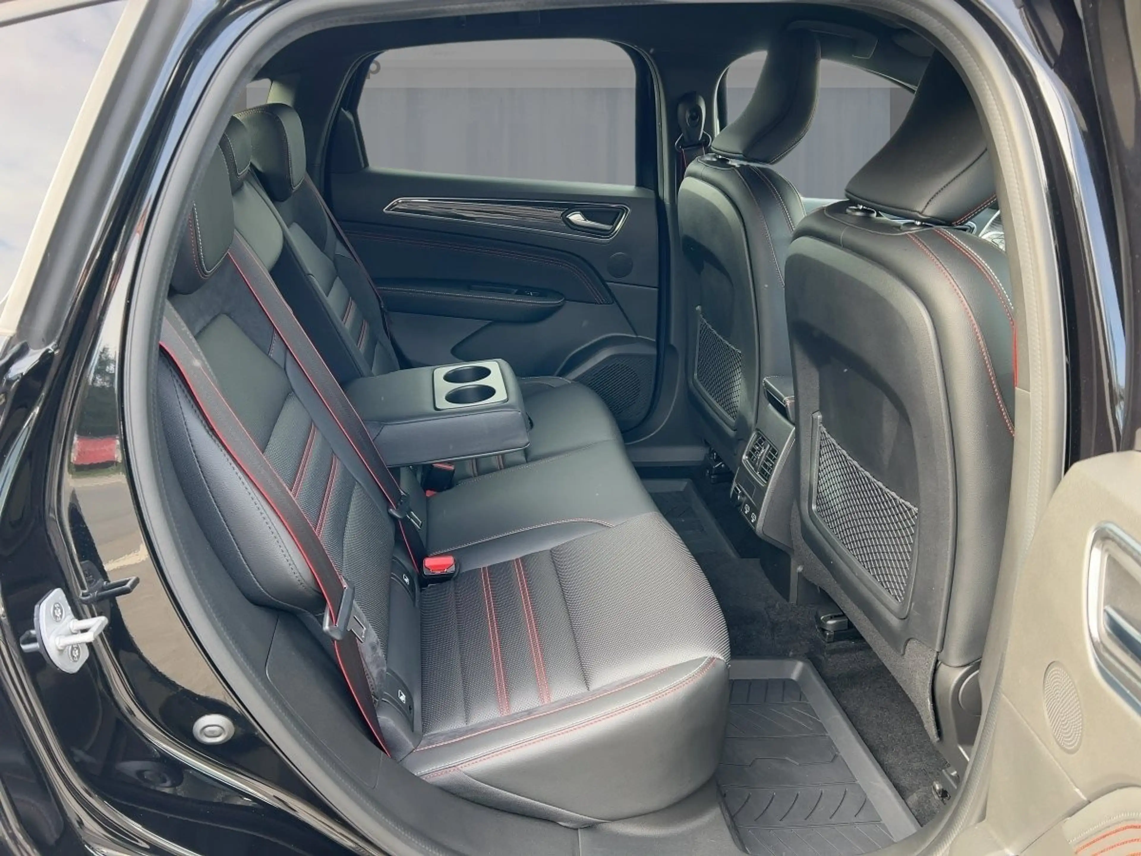 Renault Arkana R.S. LINE E-TECH FULL HYBRID 145 SELBSTPARKEND — photo 9