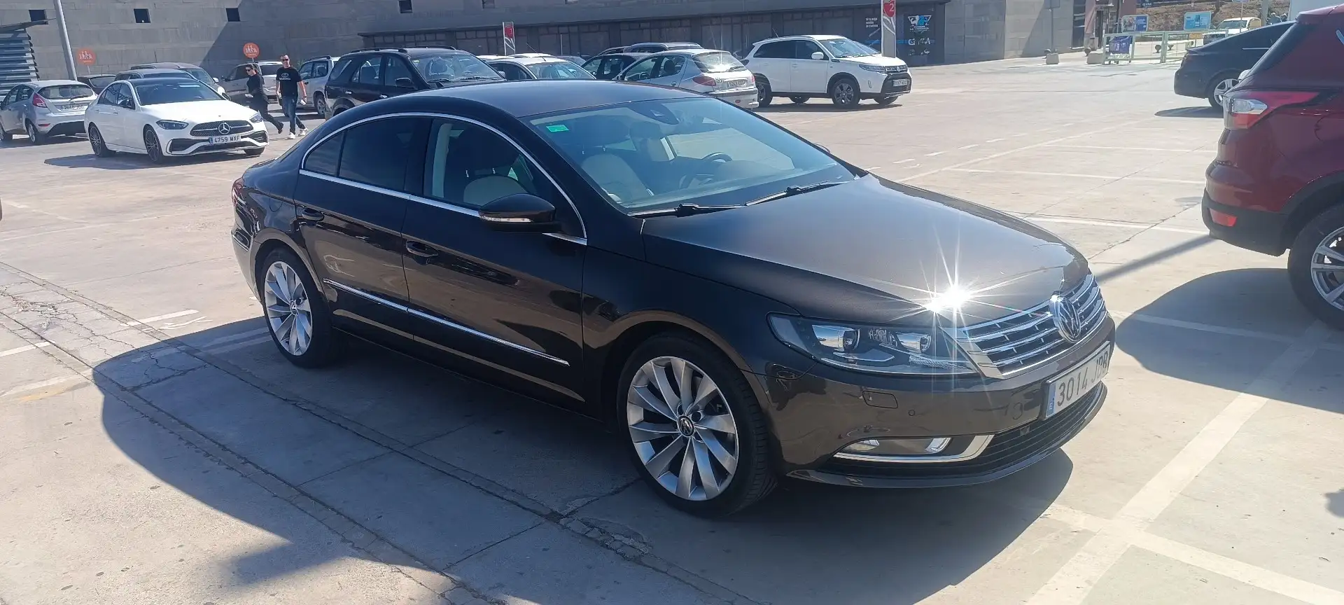 Volkswagen Passat CC 2.0TDI BMT DSG Marrón - 1