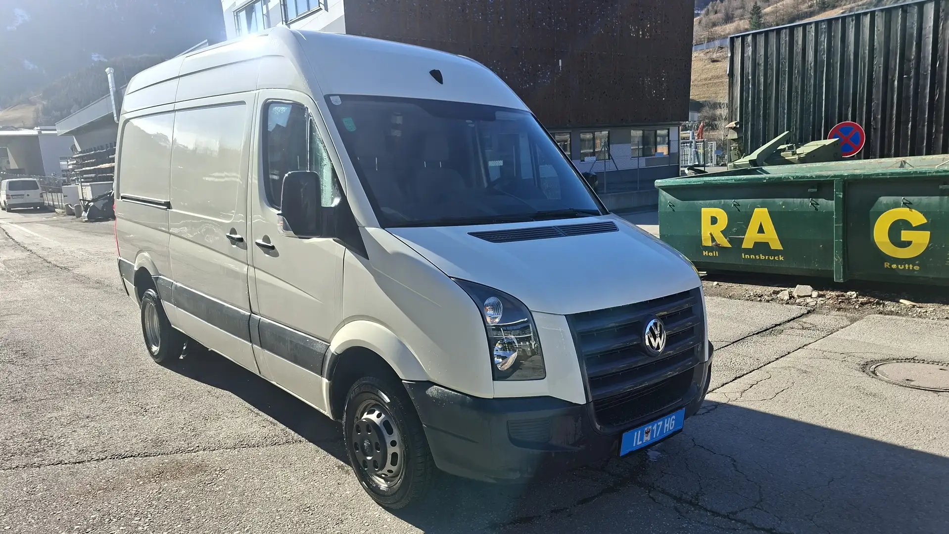 Volkswagen Crafter Crafter 35 HR-Kombi 3-3-3 MR TDI Weiß - 1