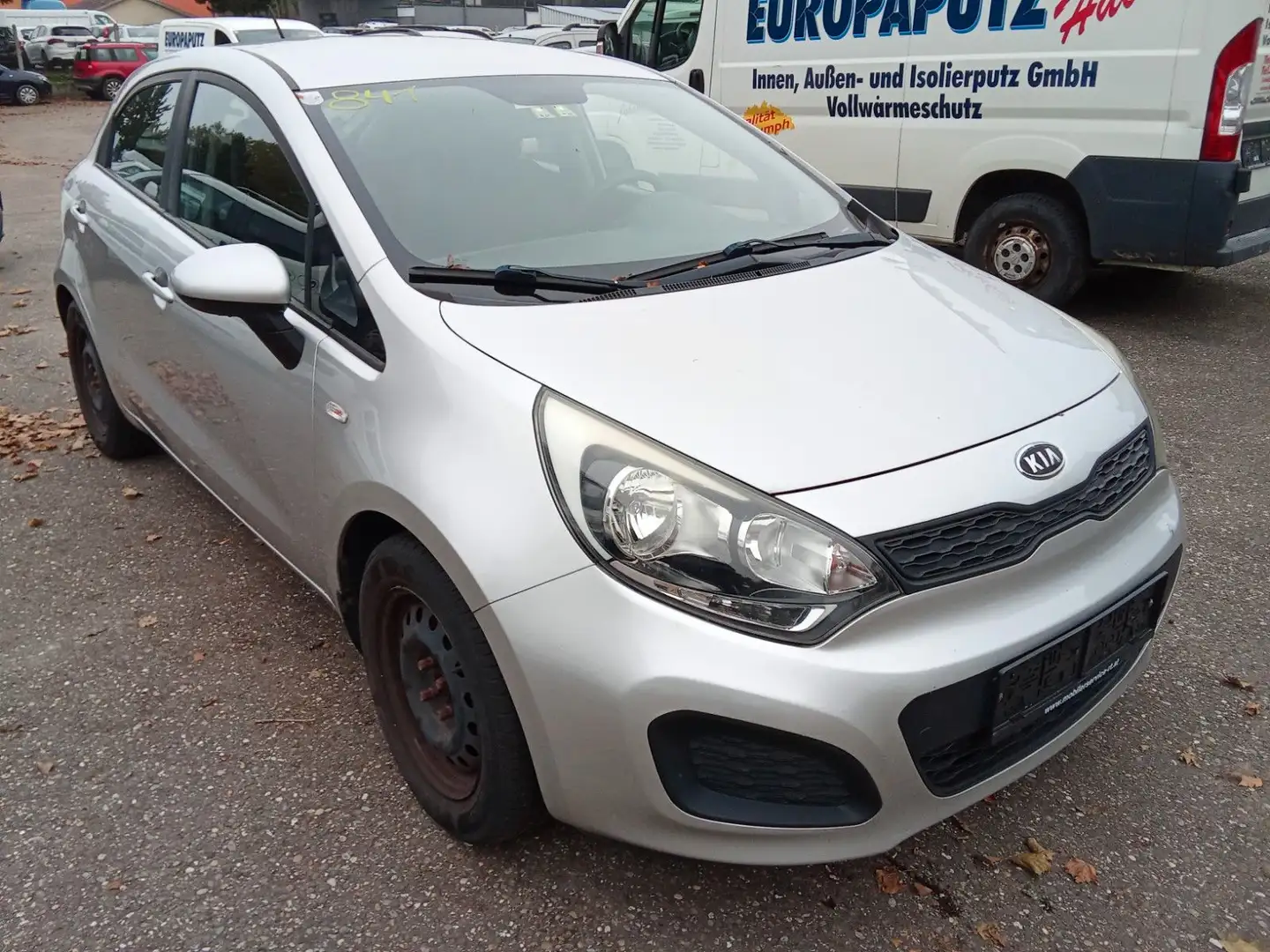 Kia Rio Attract 1.2 CVVT 70ps Kein Tüv! Plateado - 2
