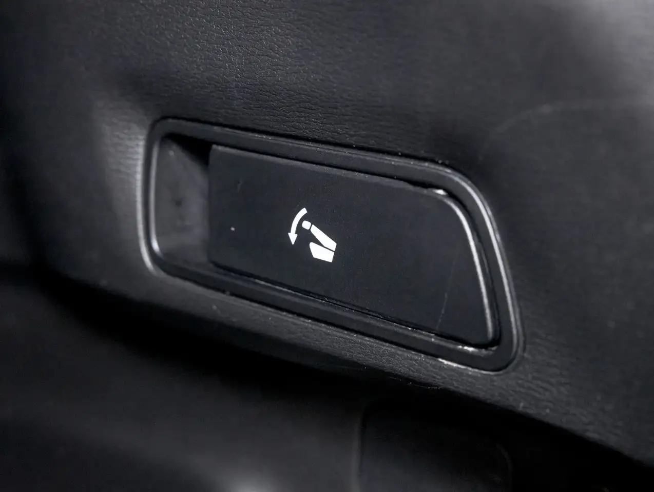 Mitsubishi Outlander снимка Mitsubishi Outlander