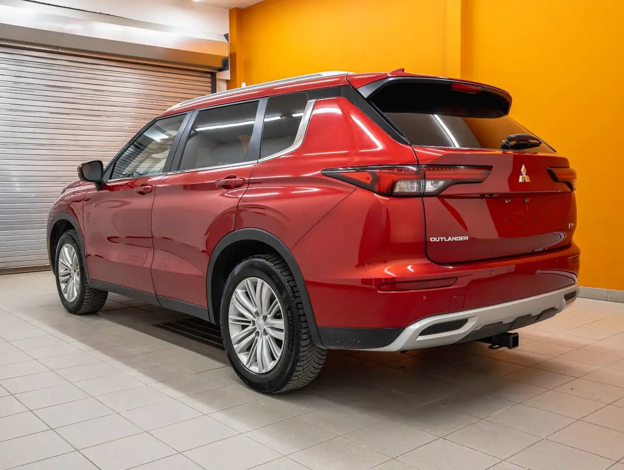 Mitsubishi Outlander снимка Mitsubishi Outlander