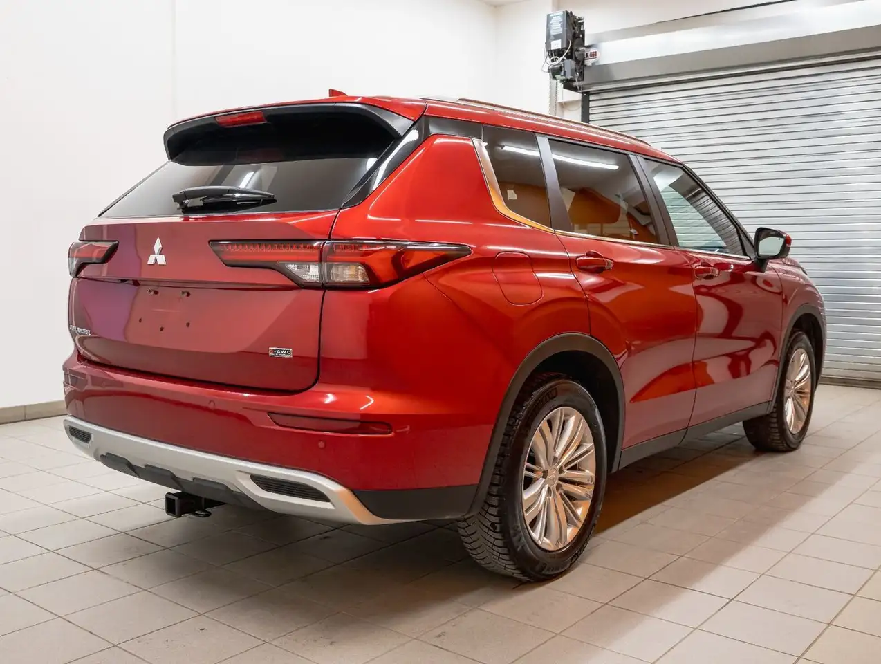 Mitsubishi Outlander снимка Mitsubishi Outlander