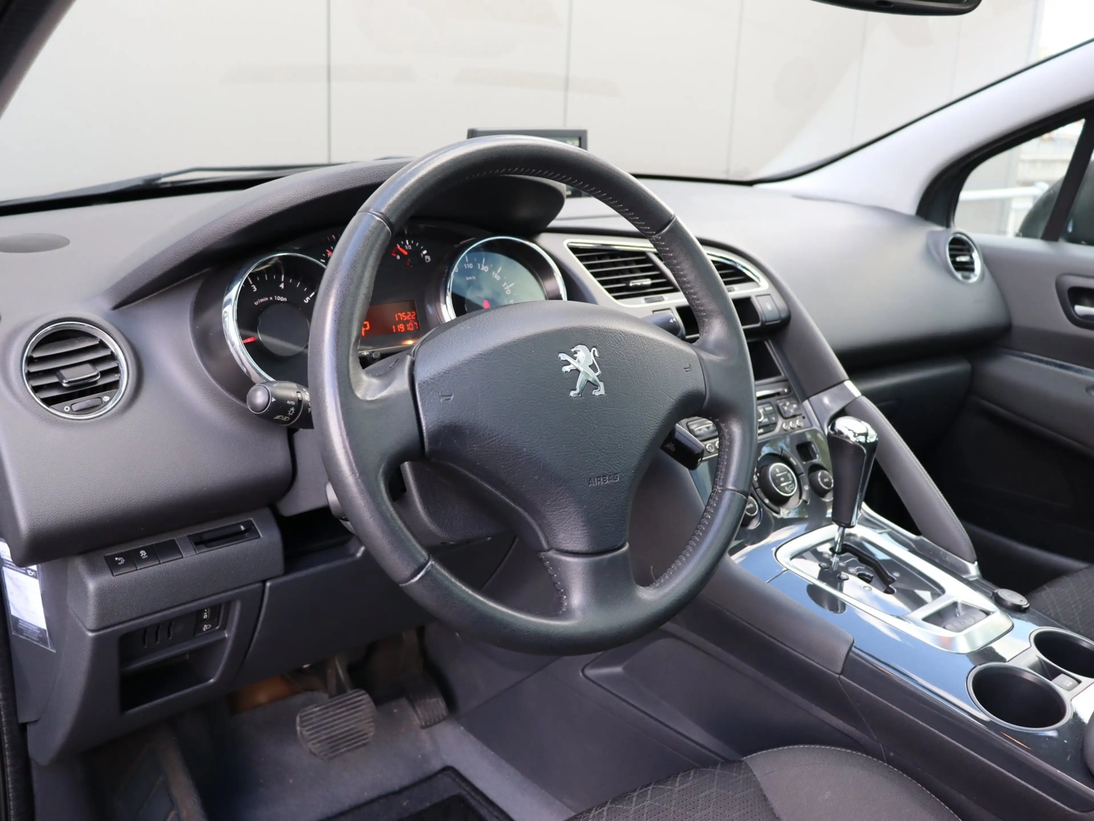 Peugeot 3008 1.6 THP Active navi LM automaat org NL — photo 13