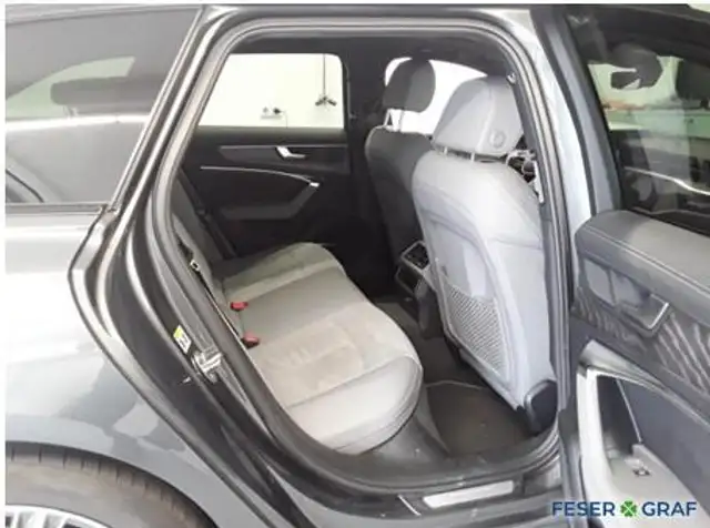 Audi A6 view 6